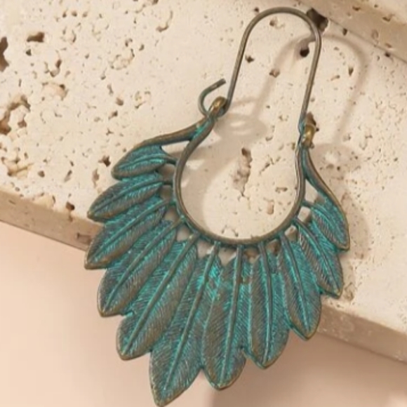 New Verdigris Feather Earrings Antiqued Metal Aqua Blue Green Bronze Feathers - Picture 6 of 6